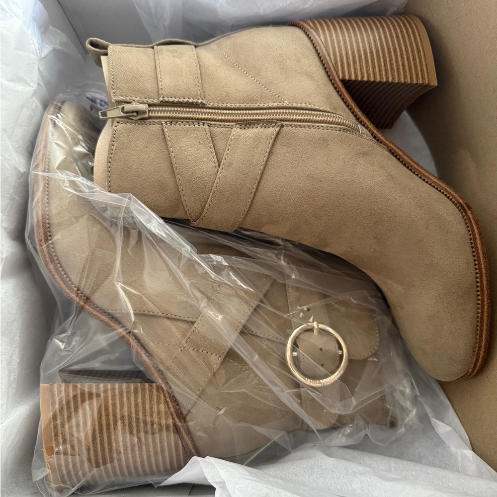 Nine West Nevermind Ankle Boots 8.5 - Brand New